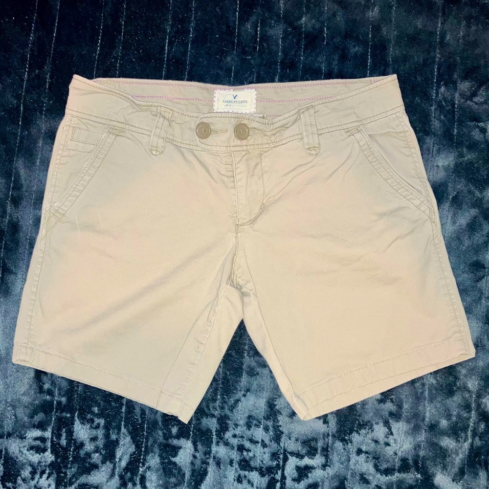American Eagle • size 6